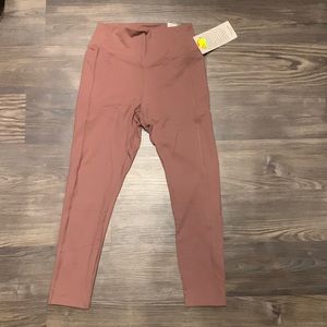 NWT Ultimate High Waist Victoria’s Secret 7/8 Ankle Legging